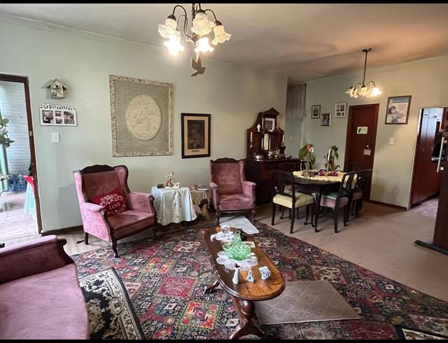 2 BEDROOM APARTMENT FOR SALE IN PINETOWN CENTRAL